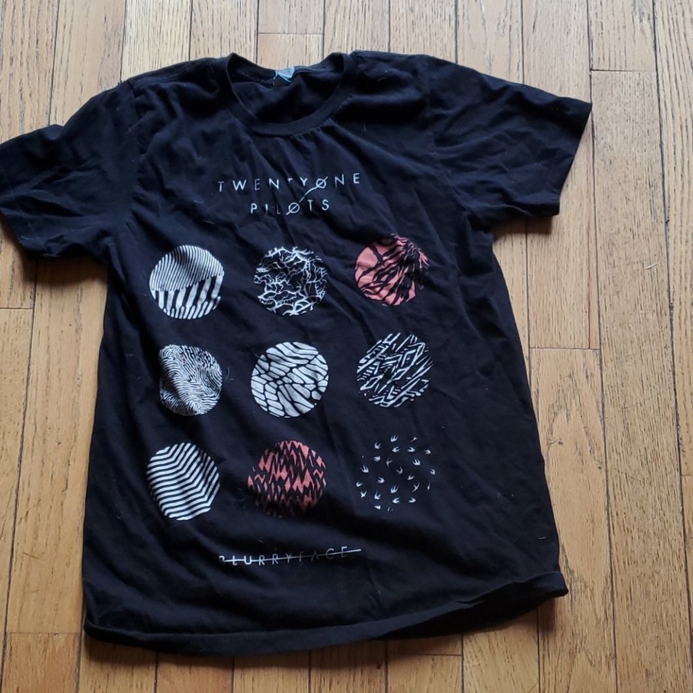 Twenty one pilots t shirt